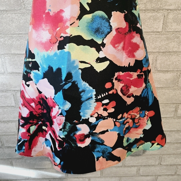 Tahari Floral A-Line Cocktail Dress - Picture 4 of 7